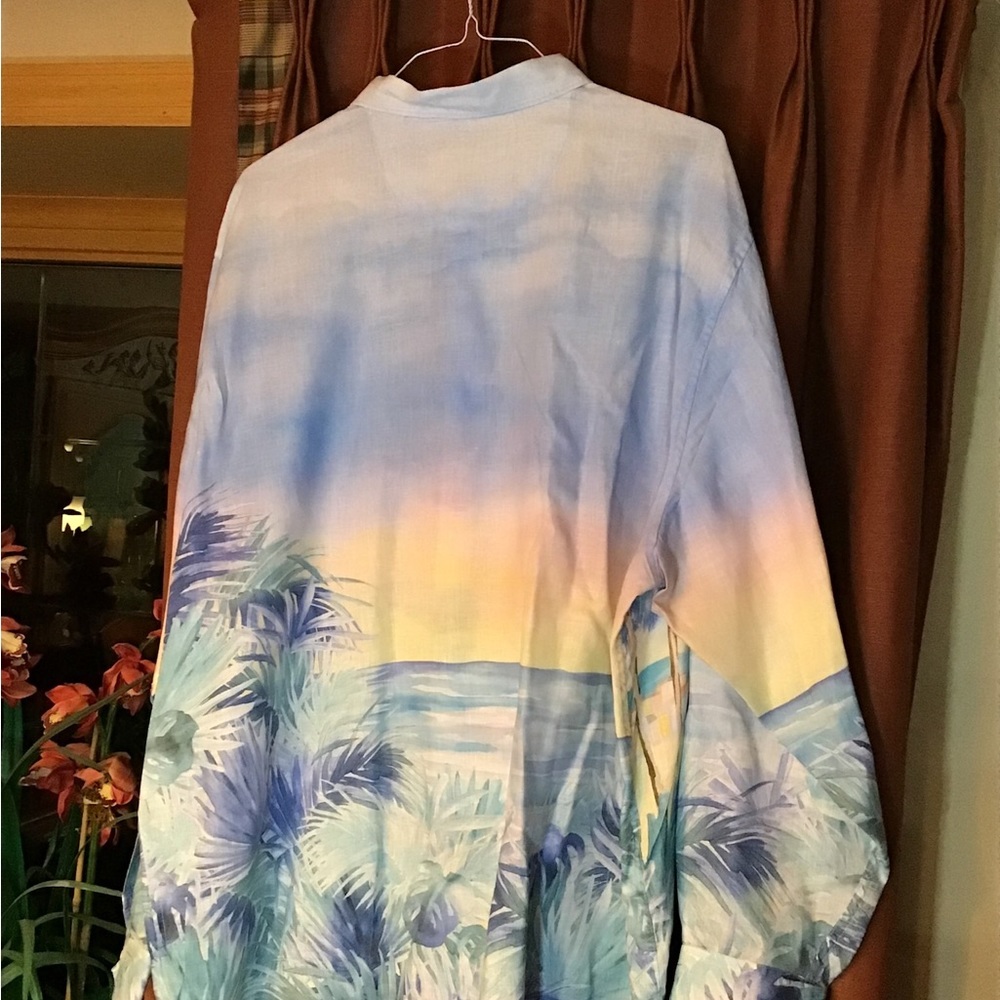 NWOT Tommy Bahama Stunning Long Sleeve Button Down Shirt in XXL - Picture 2 of 4